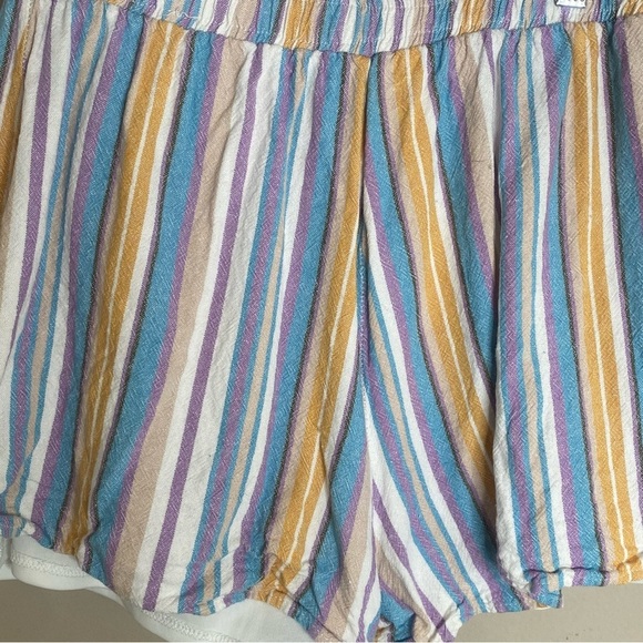 Francesca’s Dee Elly Women’s Stripe Shorts Size Large - Picture 6 of 16